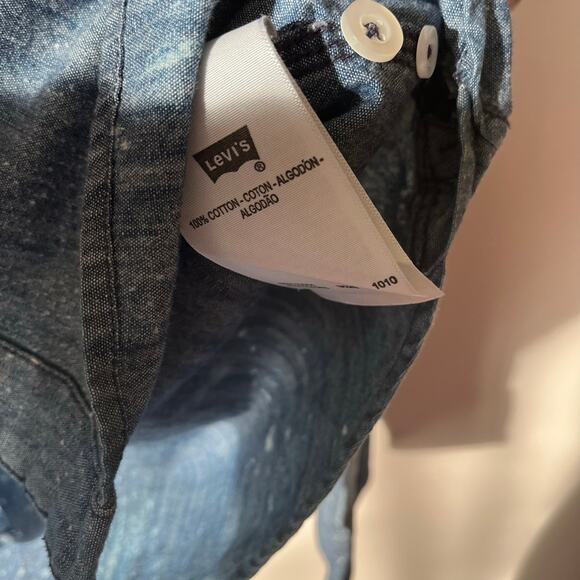 Levi’s Chambray Denim Ole Miss Rebel Upcycle Button Up Shirt XL Unisex Women’s - Picture 4 of 7